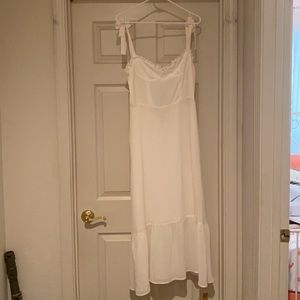 White reformation Nikita dress in size 4